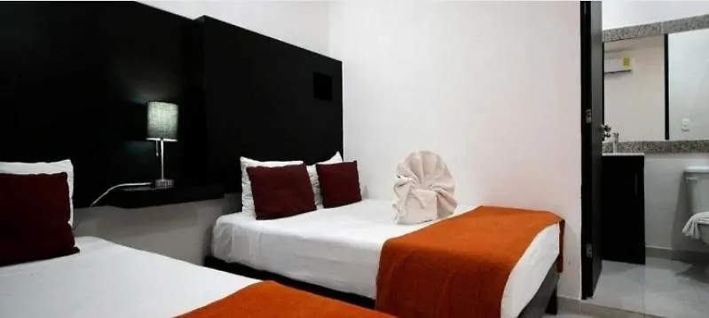 Ocean Front Boutique Hotel Playa del Carmen 4*,