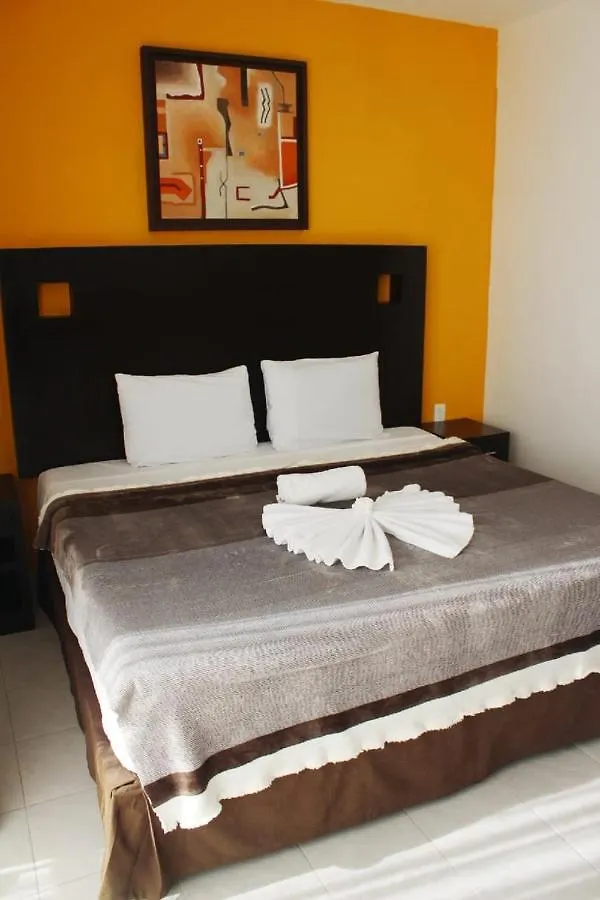 Ocean Front Boutique Hotel Playa del Carmen 4*,